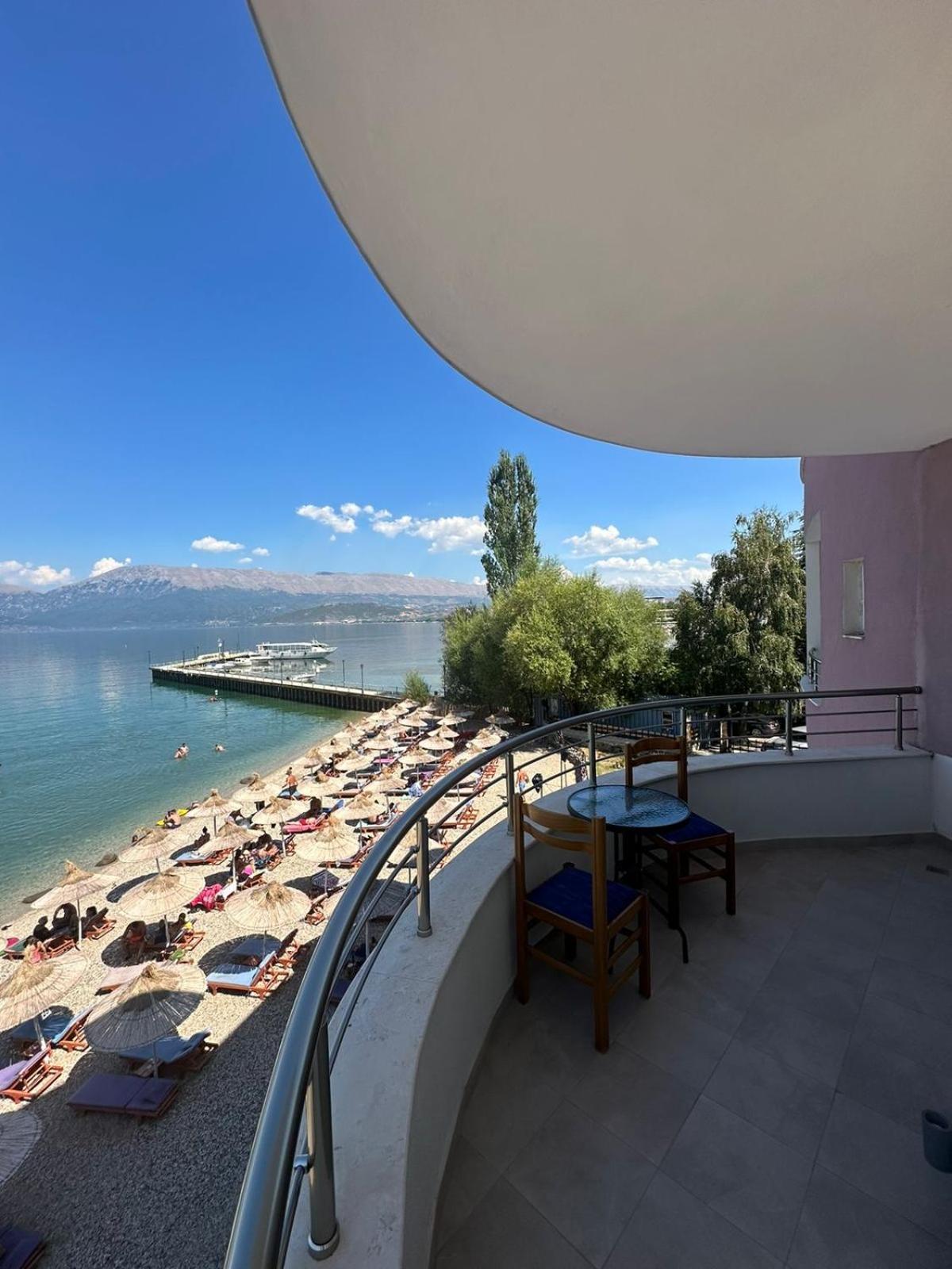 Hotel Demoli Pogradec Kültér fotó