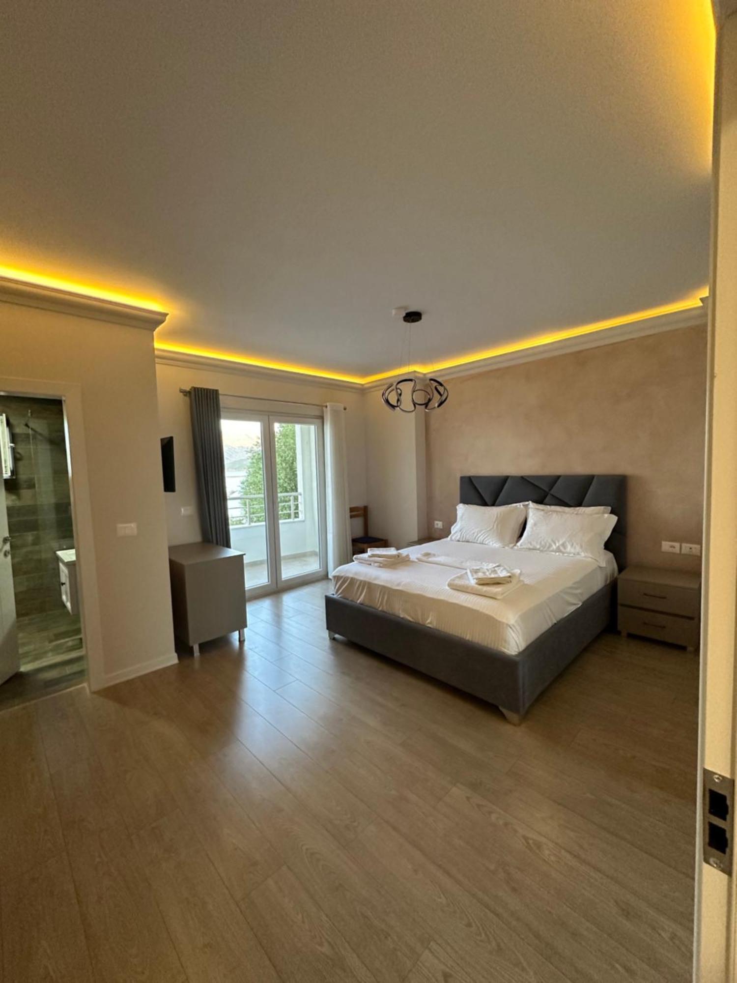 Hotel Demoli Pogradec Kültér fotó