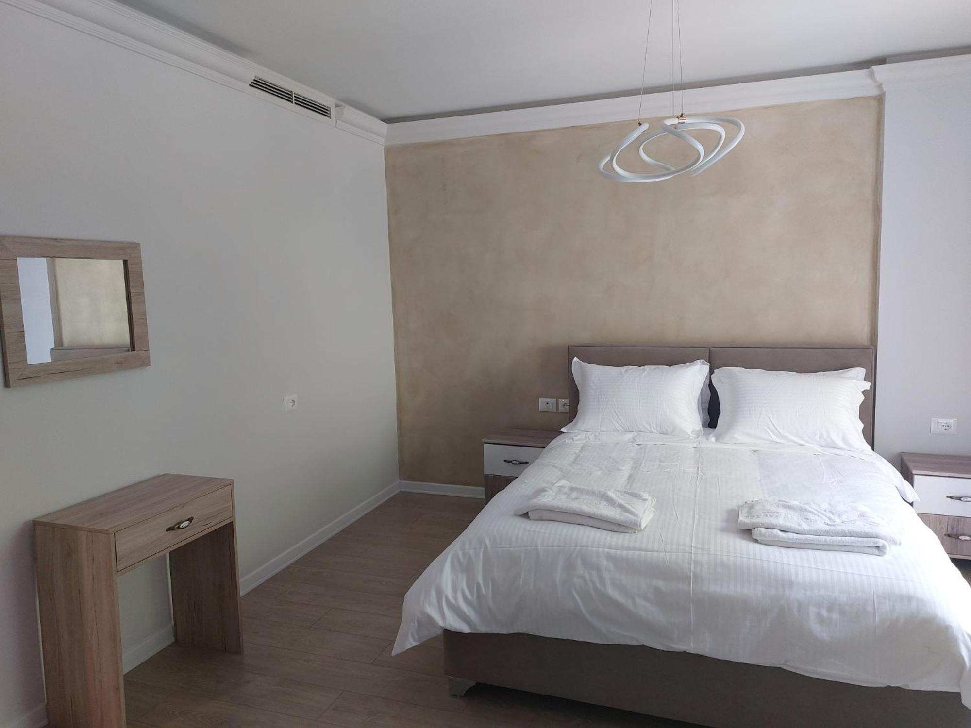 Hotel Demoli Pogradec Kültér fotó