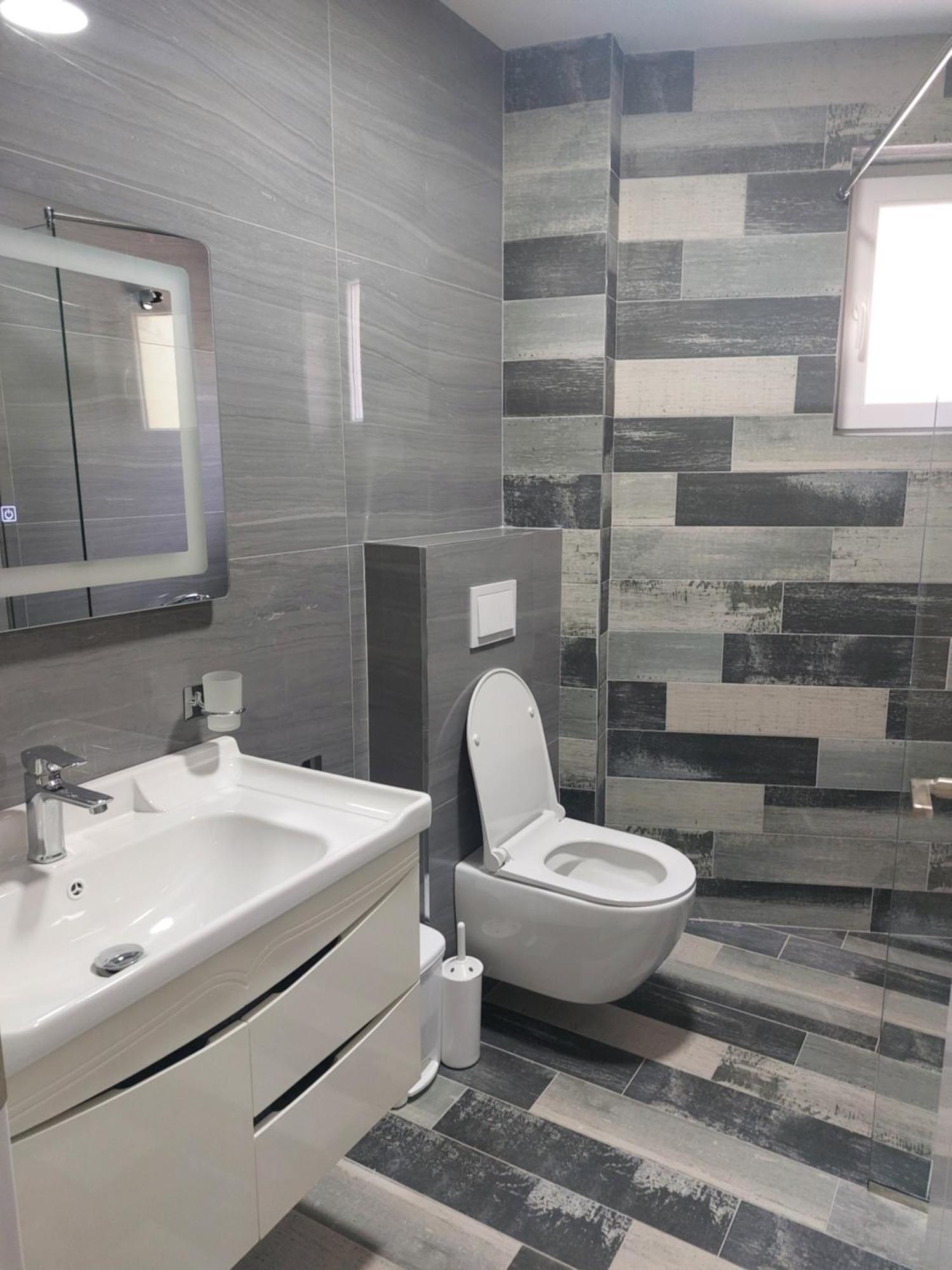 Hotel Demoli Pogradec Kültér fotó
