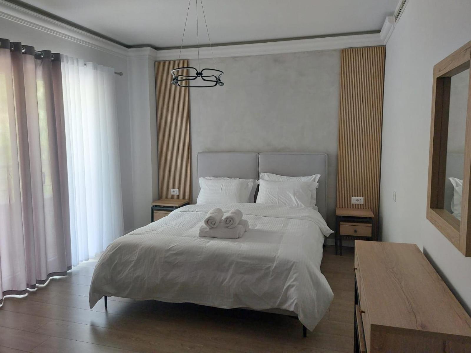 Hotel Demoli Pogradec Kültér fotó